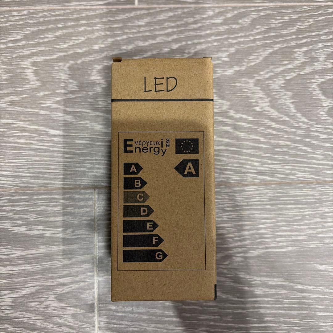 3灯モダンシーリングライト 黒 金属製(LEDフィラメント電球4個付属)