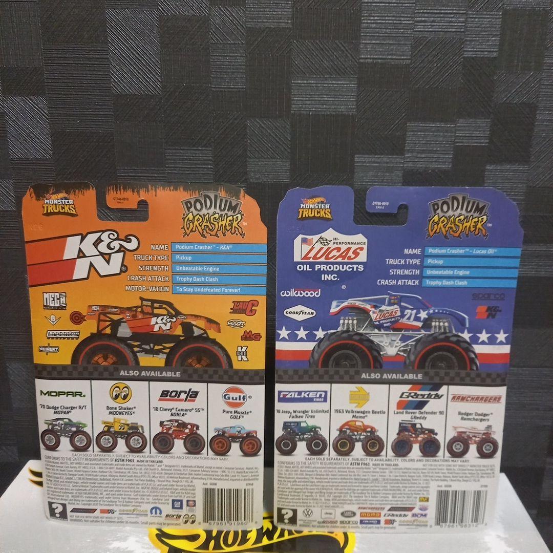 ホットウィールモンスタートラック2台セットポディウムクラッシャー