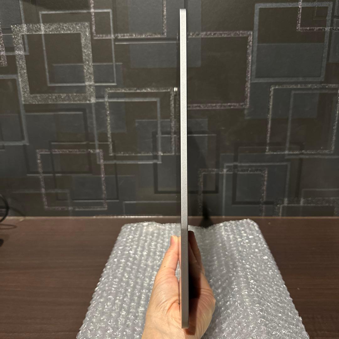 【美品】iPad Air 13インチ (M2) Wi-Fiモデル 128GB