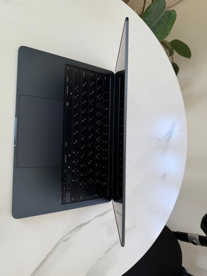 【Apple】MacBook Air 13インチ M3 2024 ミッドナイト