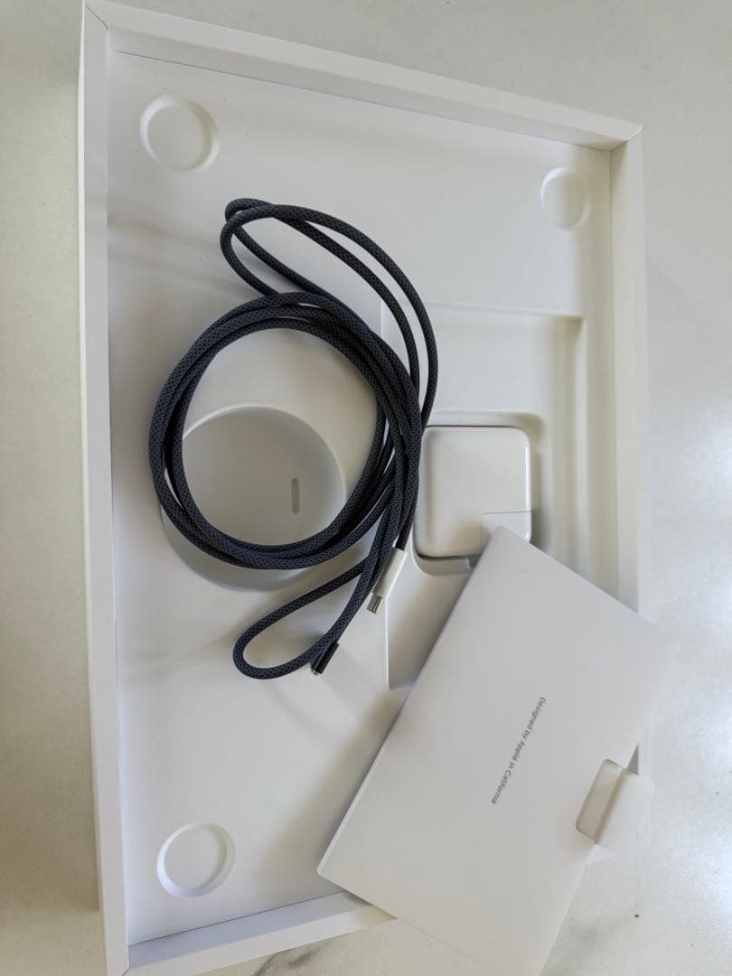 【Apple】MacBook Air 13インチ M3 2024 ミッドナイト