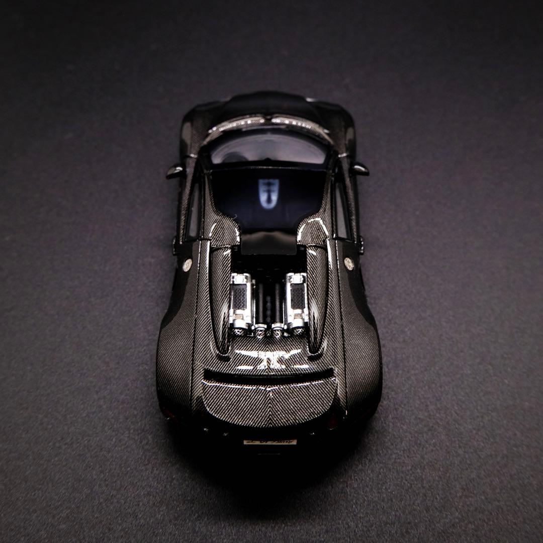 Bugatti Veyron All Carbon Ver. ミニカー