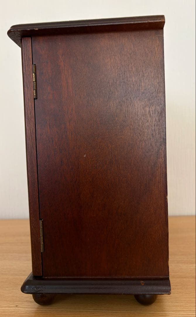 リトルグレイラビット　オルゴール付きジュエリーボックス