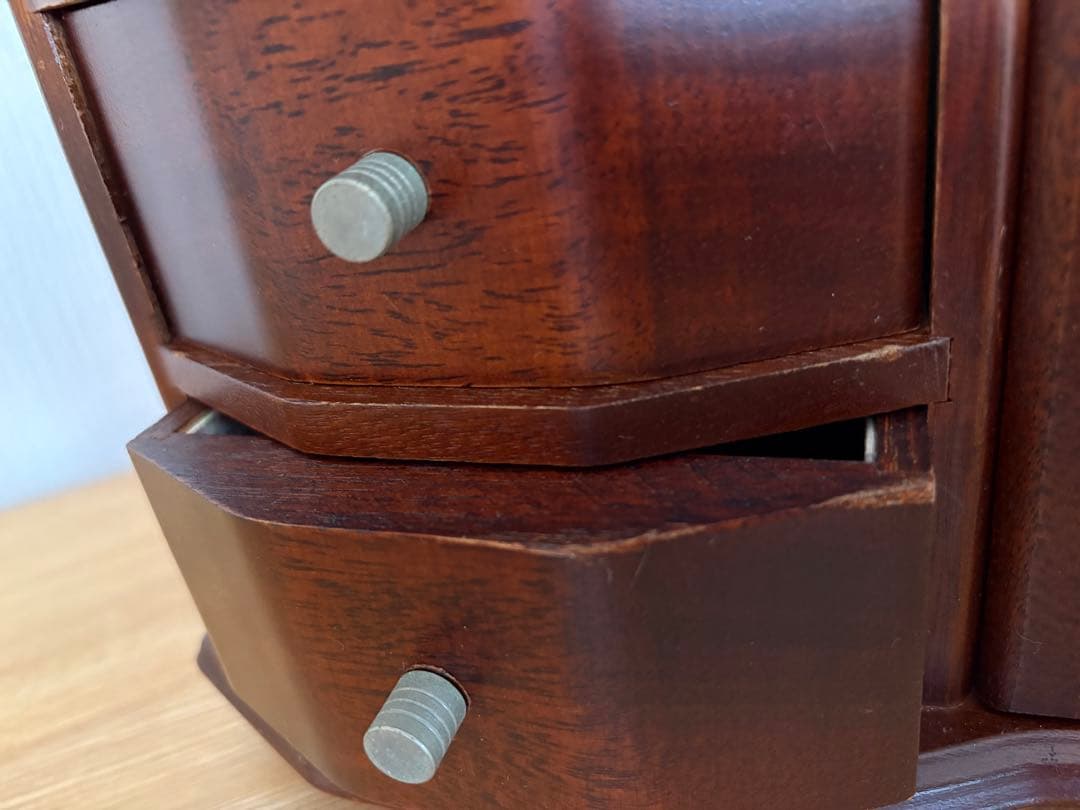 リトルグレイラビット　オルゴール付きジュエリーボックス