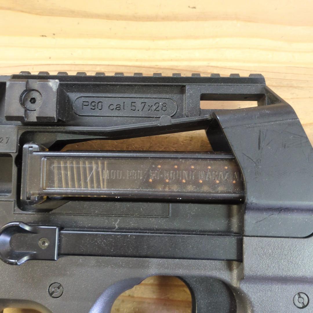 東京マルイ P-90 電動ガン スタンダード　美品