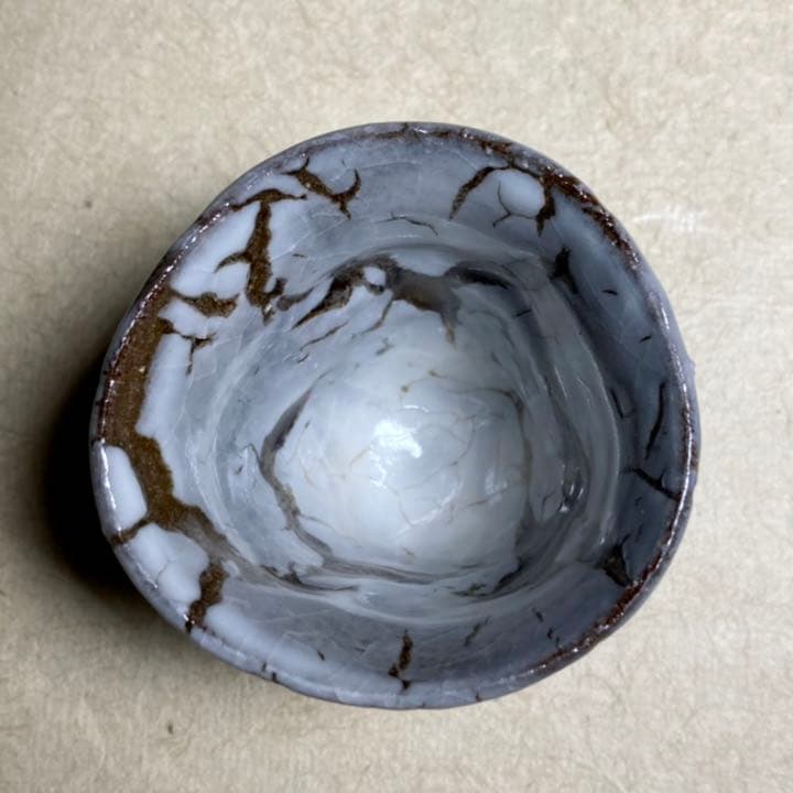 白蛇蝎唐津ぐい呑　唐津焼　ぐい呑　焼き物　陶器　酒器　陶芸