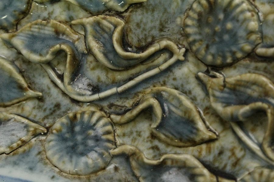 中国美術 纏枝蓮花貼 青華折口皿 φ47cm 美品(ZE727)