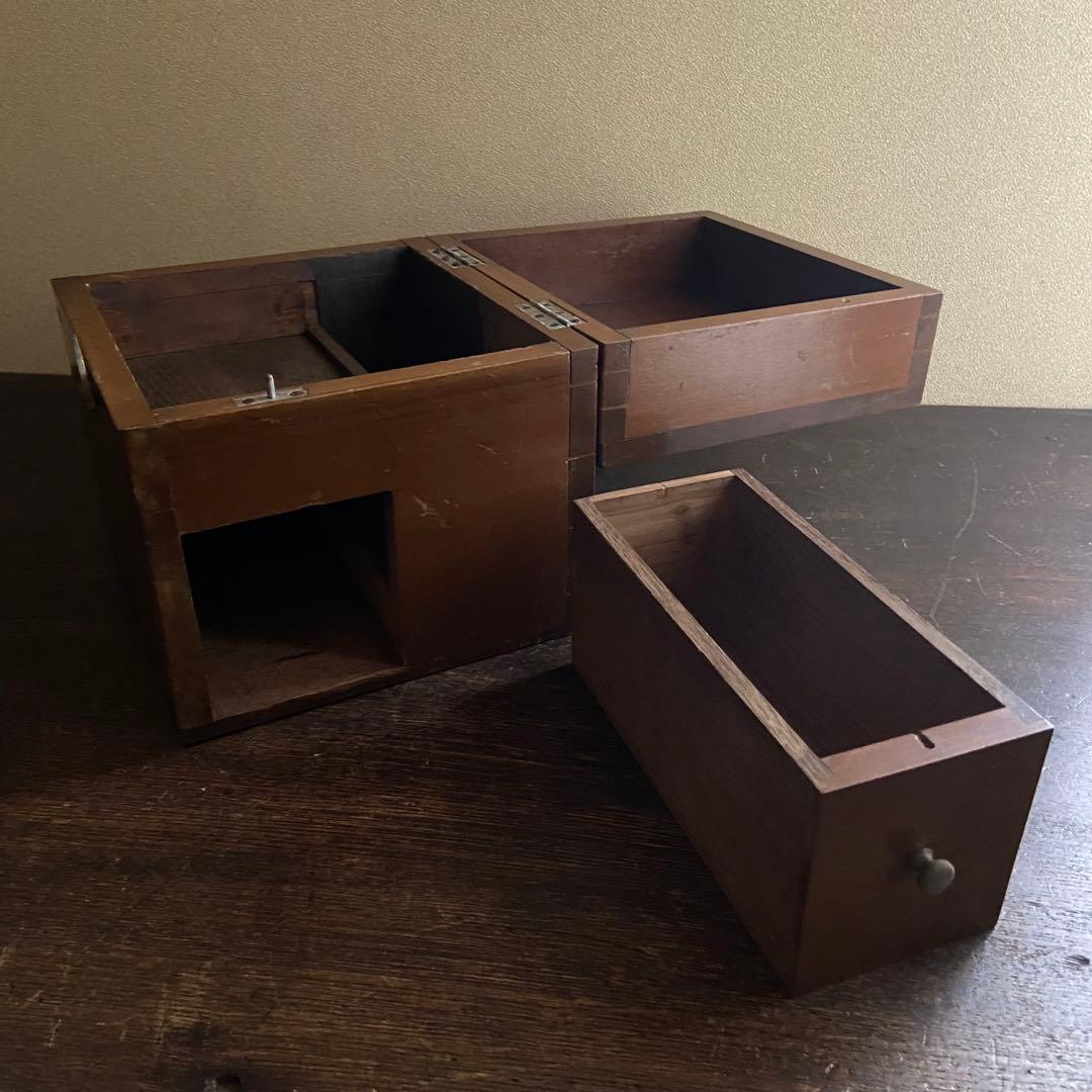 明治　理学用木箱　薬箱　古いです　引き出しロック付き