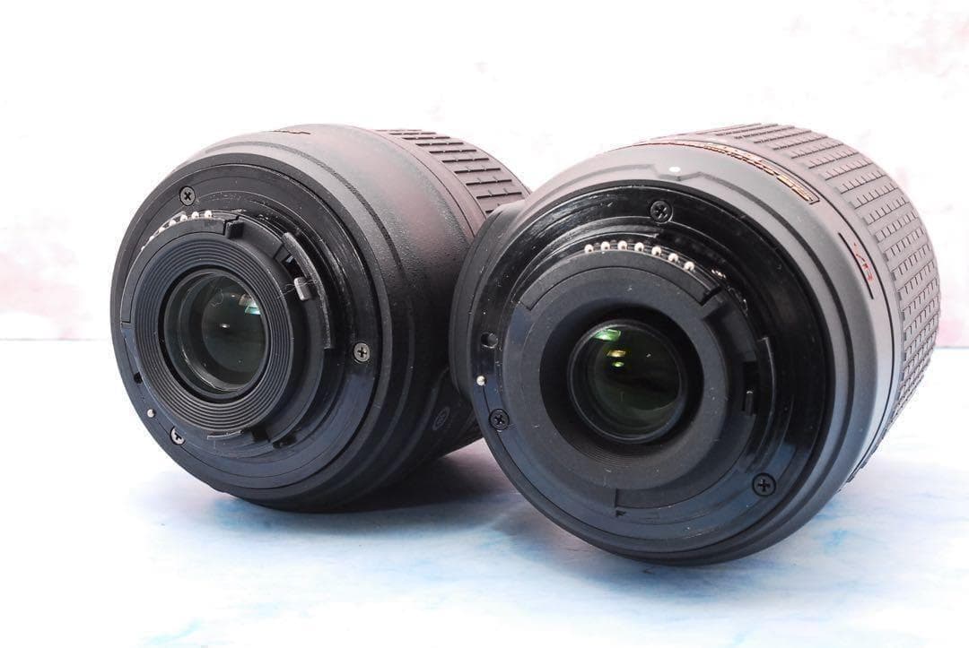 Nikon ニコン D3000☆手ぶれ補正Wレンズ☆一眼レフカメラ☆実用品