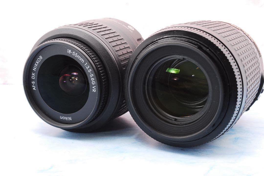 Nikon ニコン D3000☆手ぶれ補正Wレンズ☆一眼レフカメラ☆実用品