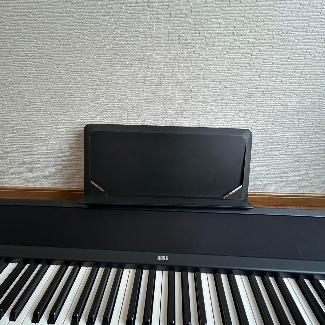 2018年製 KORG コルグ 電子ピアノ B1　ブラック　88鍵