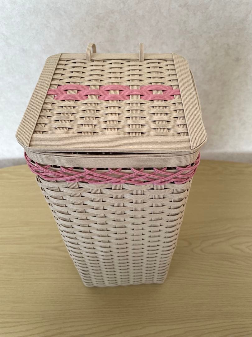 にょみ様用クラフトバンドで作ったバスケットかご