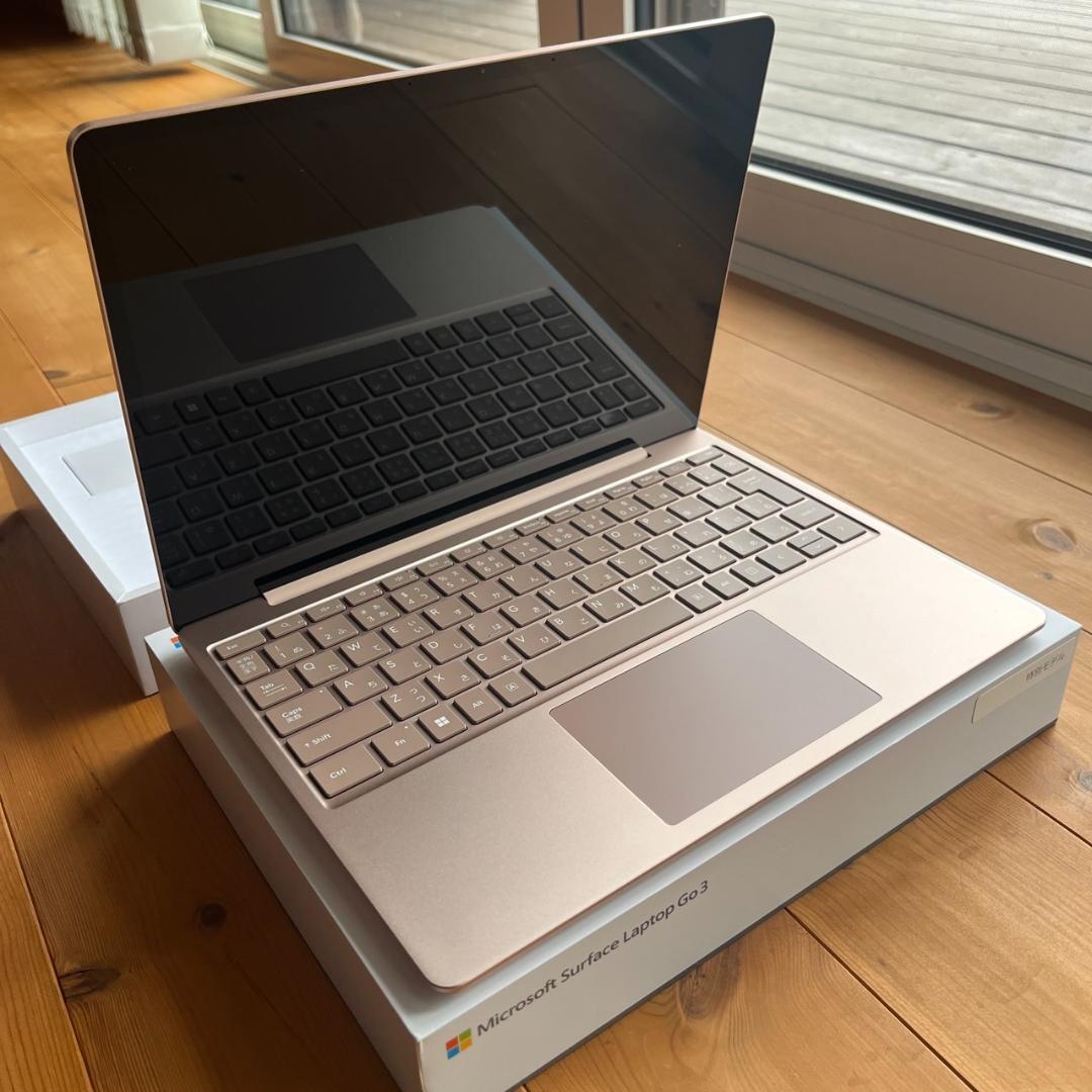 【NU】Surface Laptop Go3　特別モデルEP2-29491