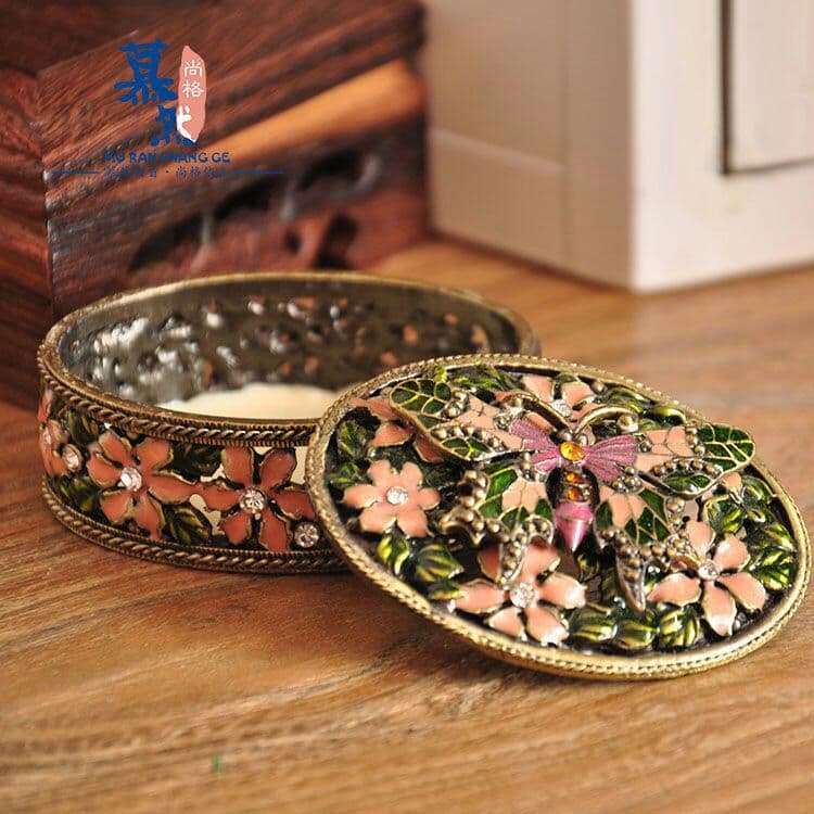 レトロすず合金透かし彫り花蝶々アクセサリーケース