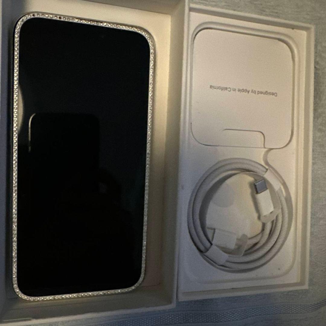 【美品】Apple iPhone 15イエロー 本体