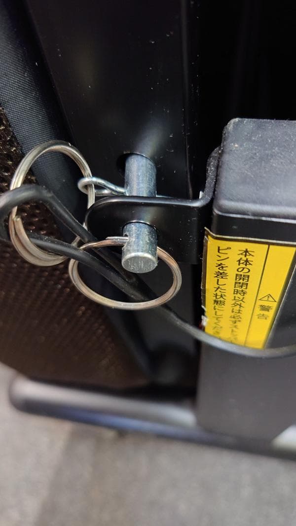 折りたたみベッド 組立済 中古品 ブラウン色 お部屋に搬入、設置します