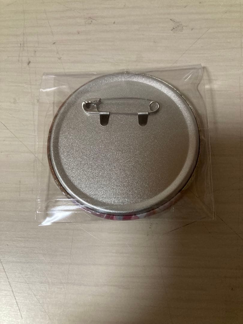 暁山瑞希缶バッジ43c