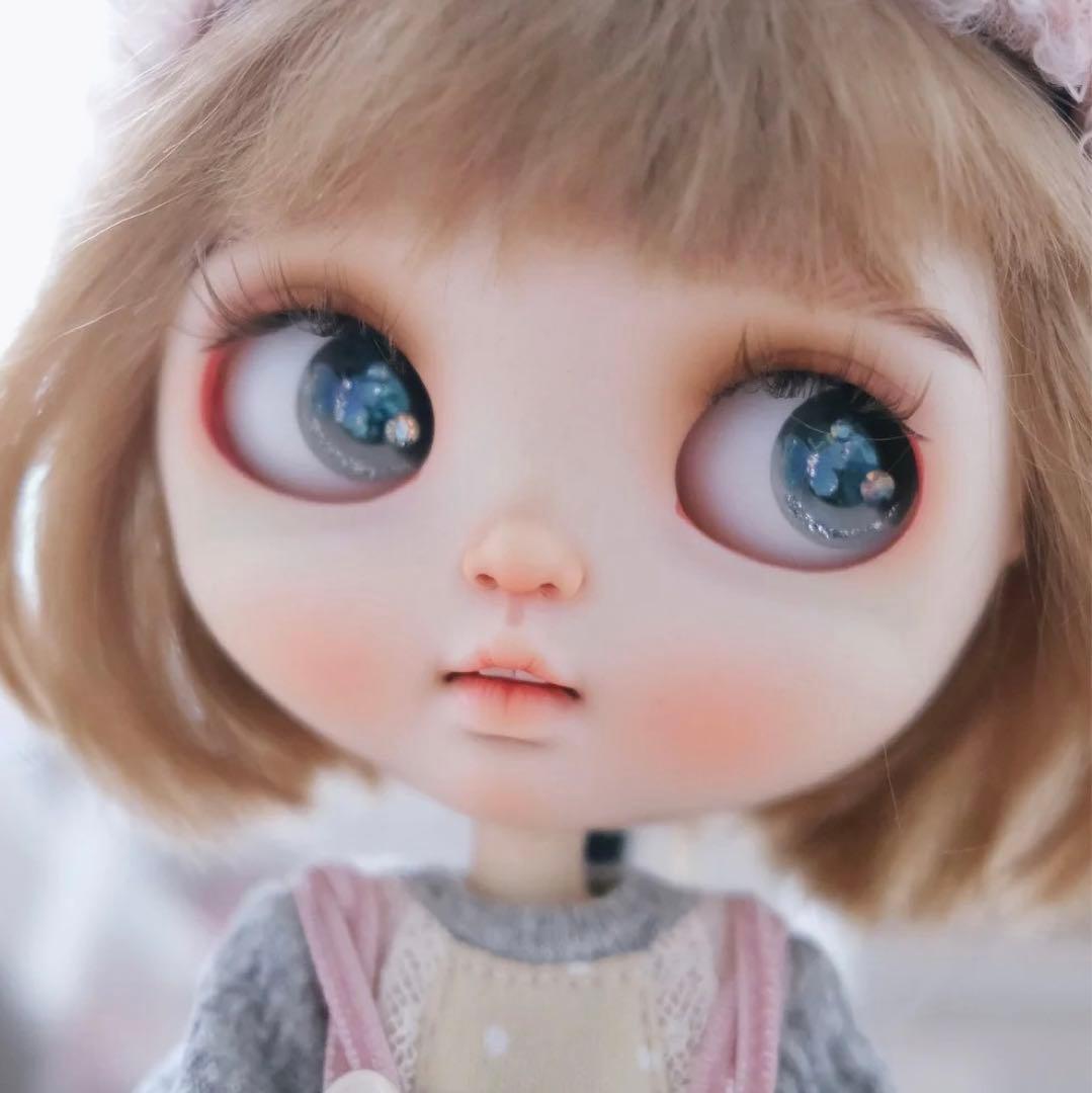 カスタムブライス 人気海外作家様 幼い ドール 人形 かわいい ナチュラルメイク