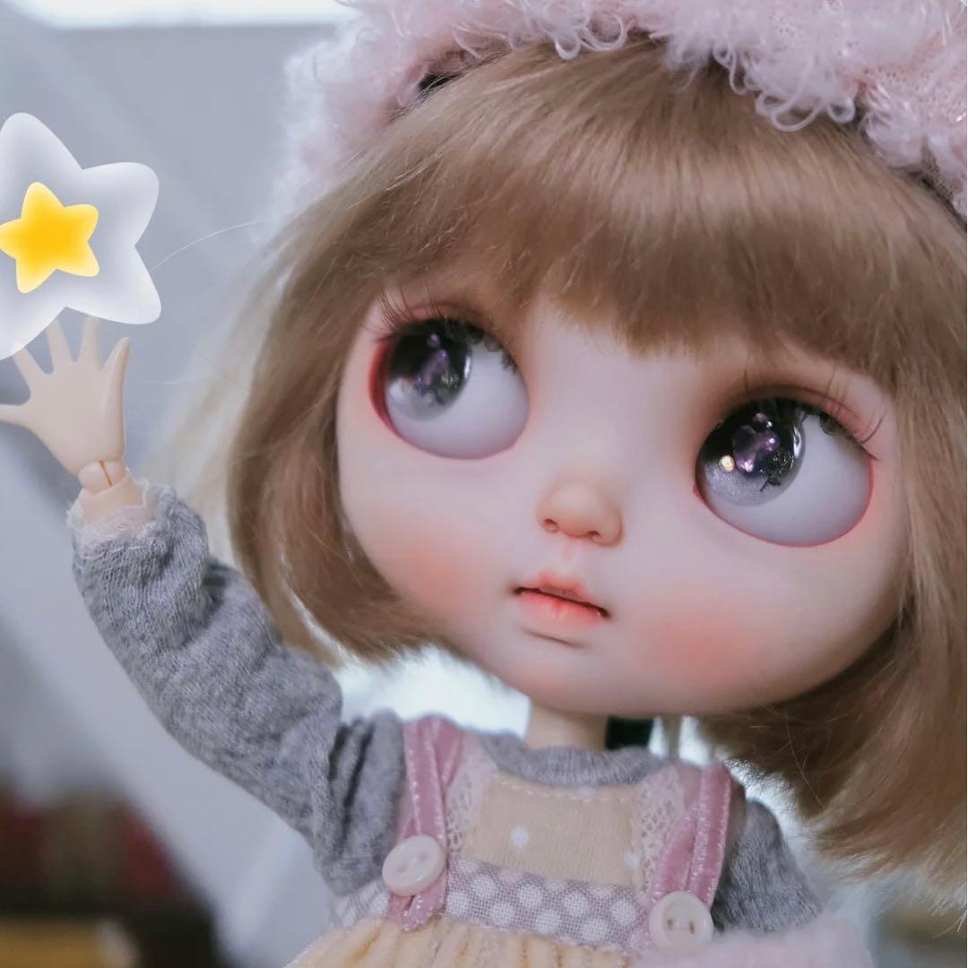 カスタムブライス 人気海外作家様 幼い ドール 人形 かわいい ナチュラルメイク