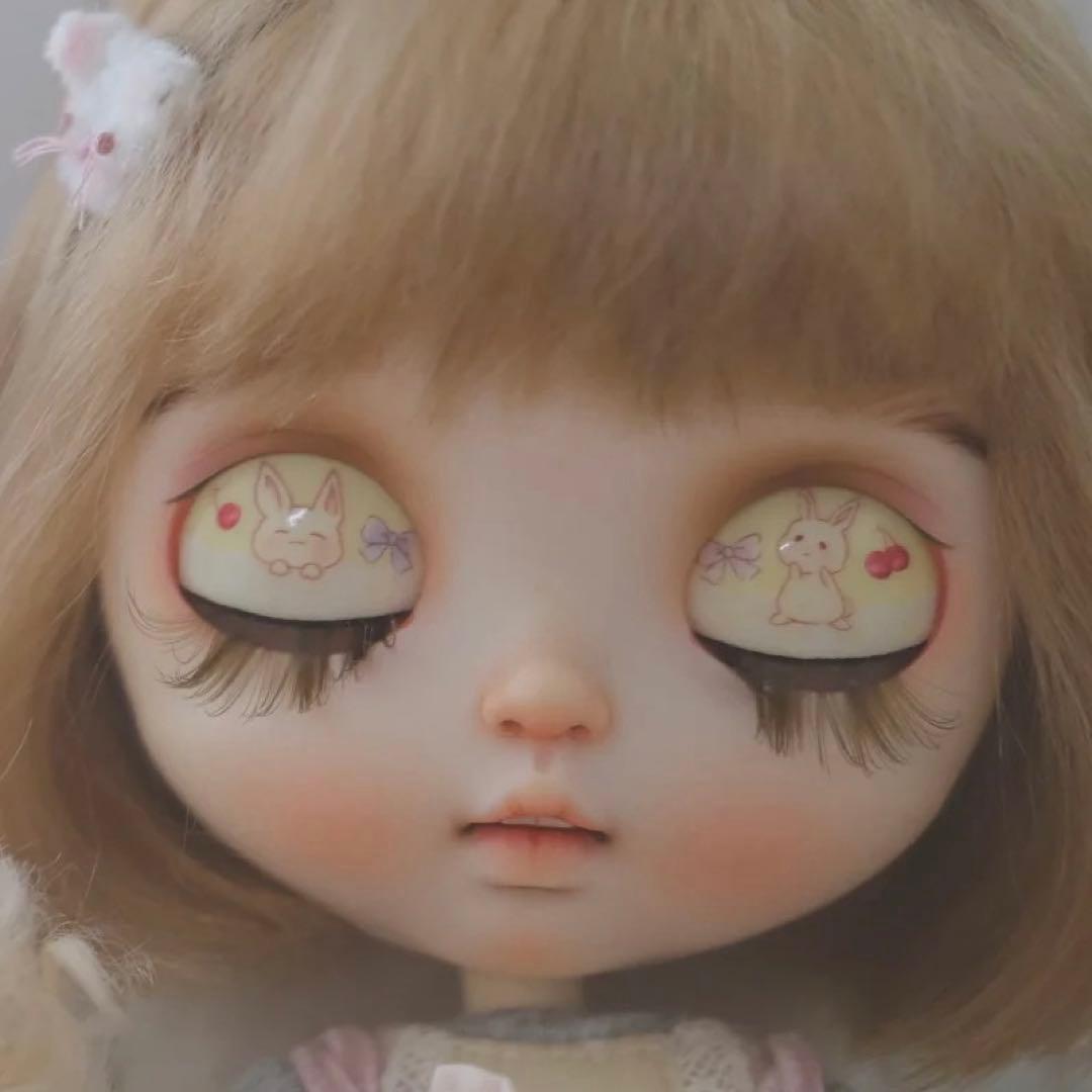 カスタムブライス 人気海外作家様 幼い ドール 人形 かわいい ナチュラルメイク