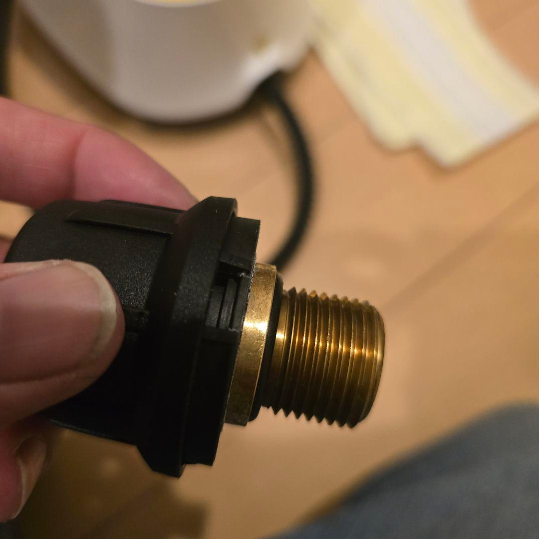 最新ケルヒャースチームクリーナ－JTK30美品。ほぼ新品です！