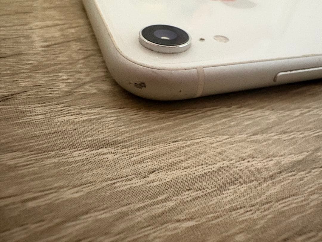 iPhoneXR 64GB ホワイト 未使用フィルム付