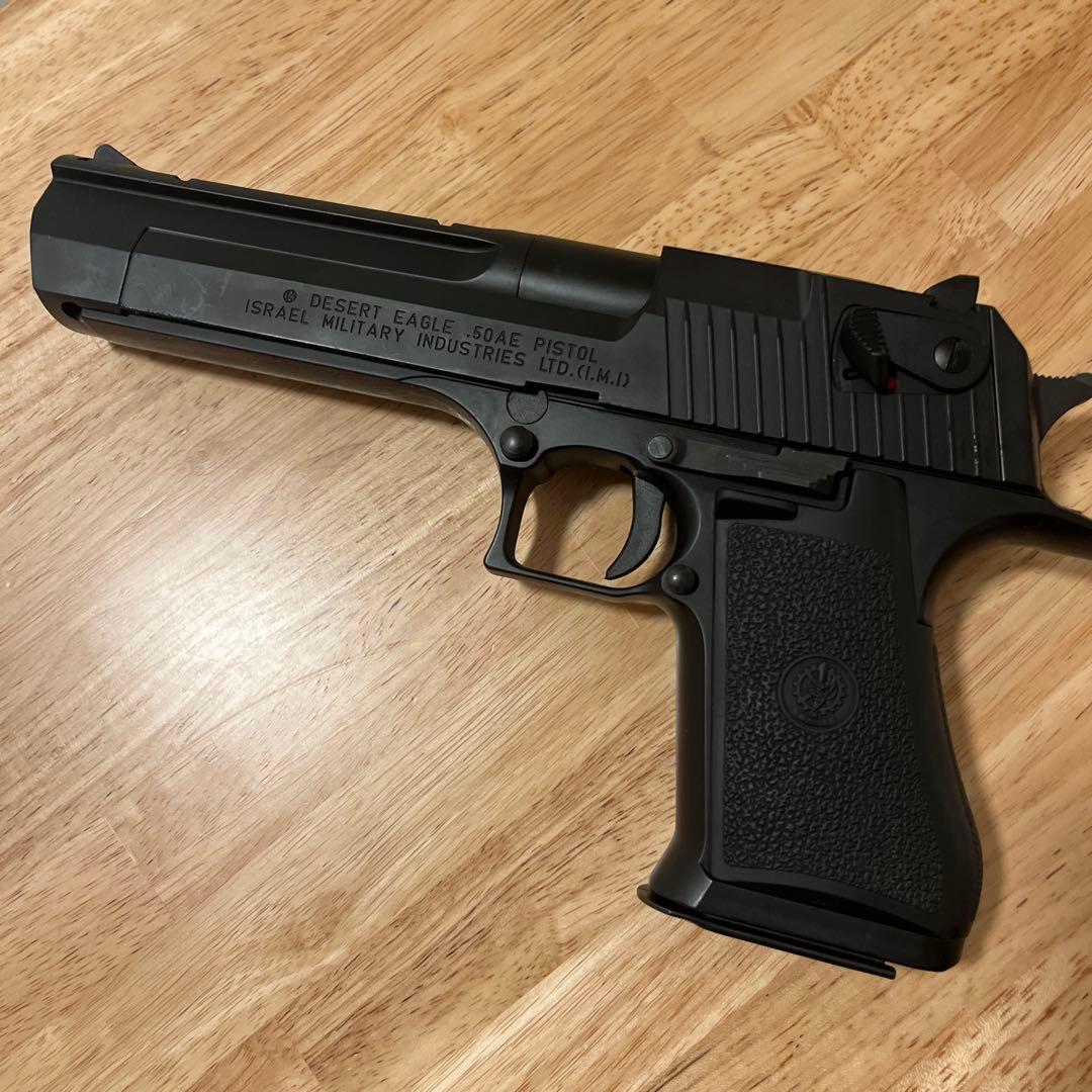 デザートイーグル 東京マルイ　ガスガンペア　チェストホルスター予備マガジン付き