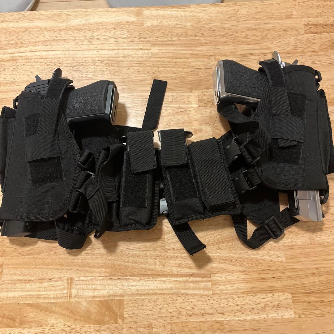 デザートイーグル 東京マルイ　ガスガンペア　チェストホルスター予備マガジン付き
