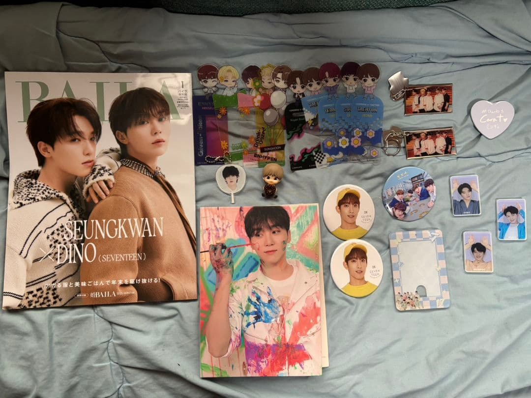 SEVENTEEN　セブンティーングッズまとめ売り トレカ　アルバム　缶バその他