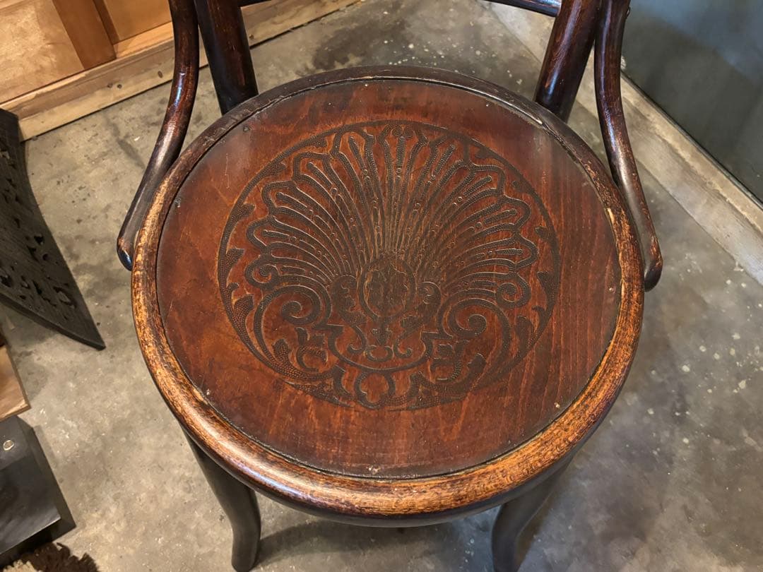 アンティーク ベントウッドチェア 曲げ木 椅子 時代家具 洋館 喫茶 古道具