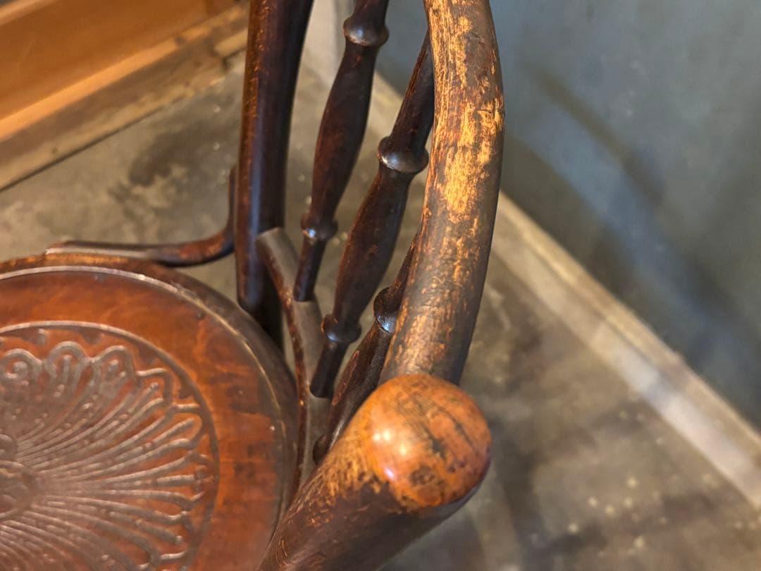 アンティーク ベントウッドチェア 曲げ木 椅子 時代家具 洋館 喫茶 古道具