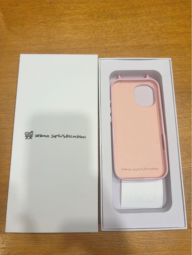 urban sorhistication ピンク iPhone17ケース