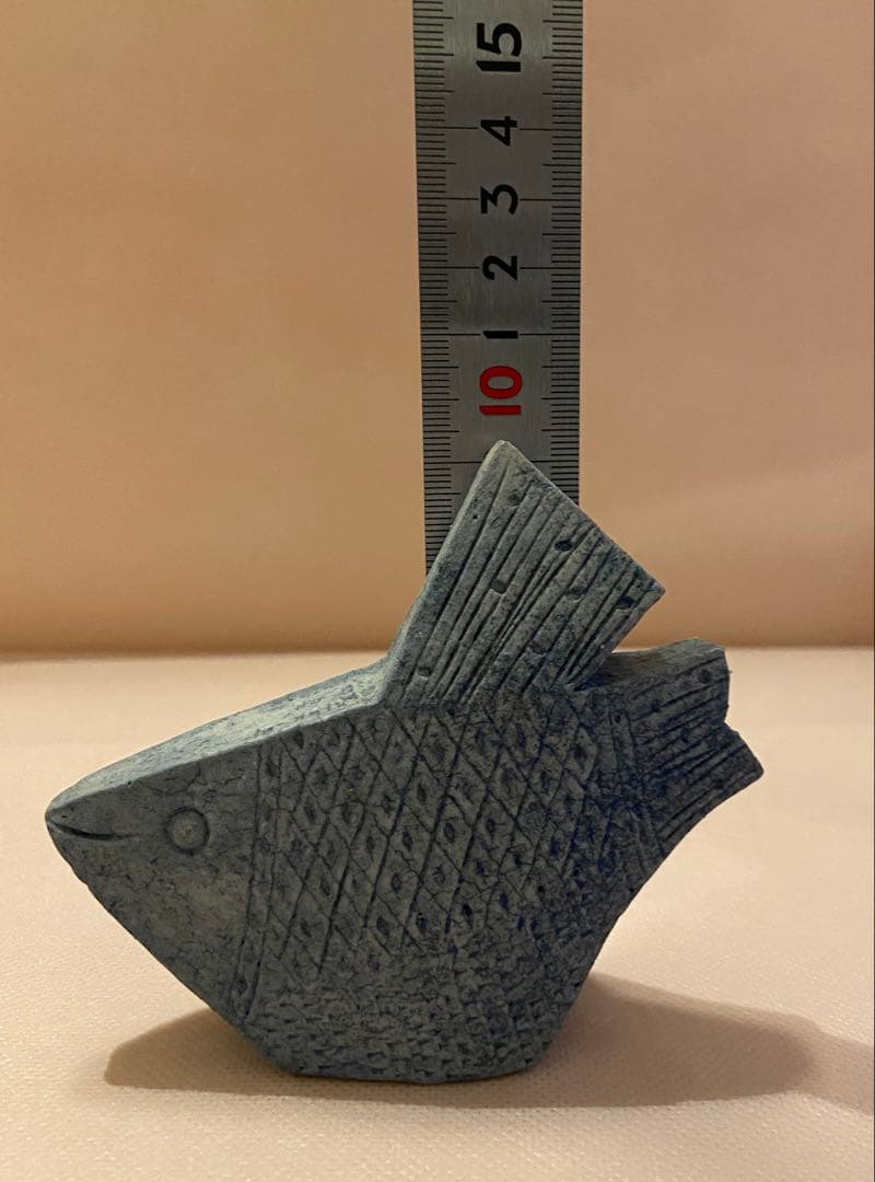 鹿児島睦さん 青い魚 置物②