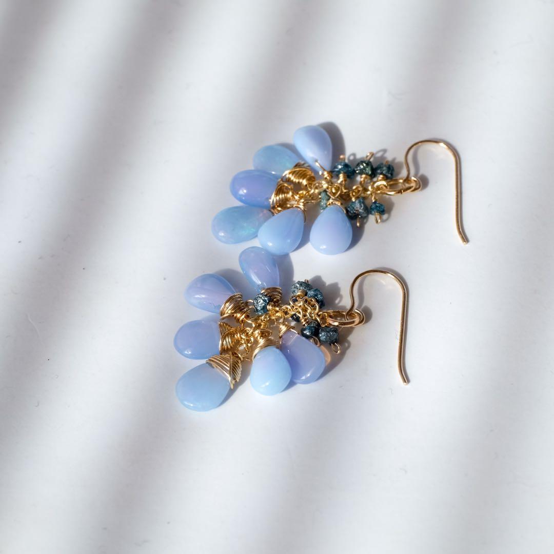 14kgfミルキーラベンダーカラーオパール・ブルーダイヤモンドピアス/イヤリング