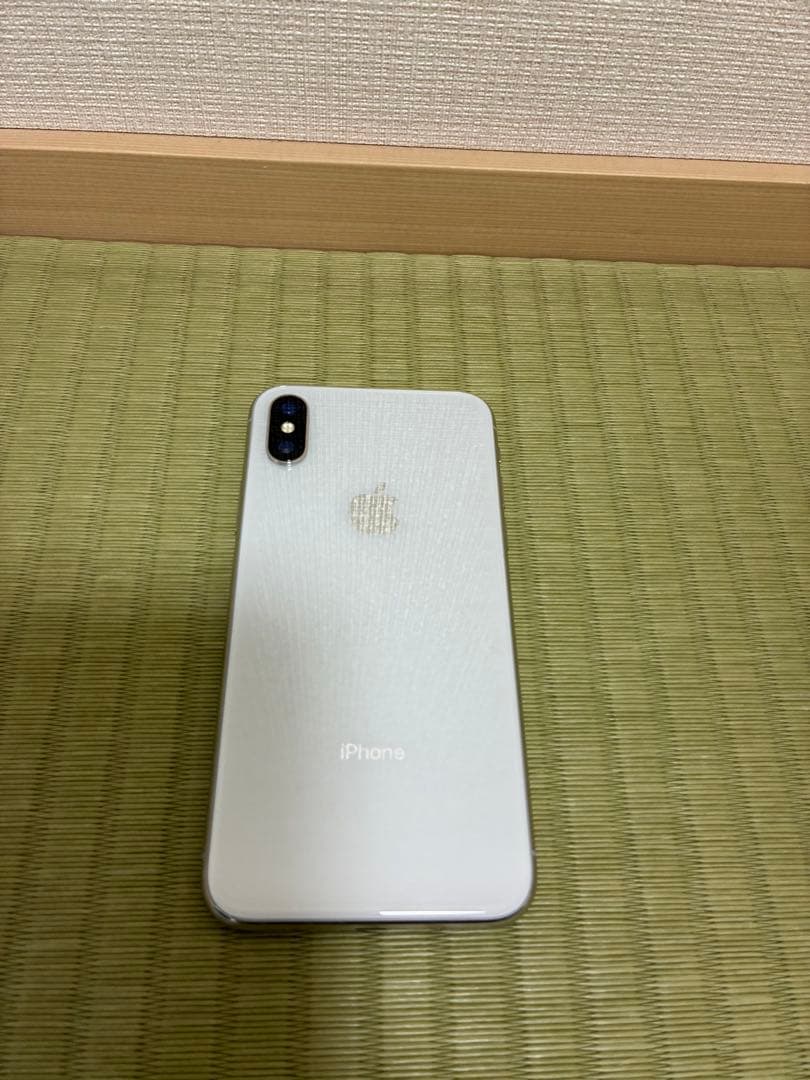 輝き　Apple iPhone X ホワイト 64GB