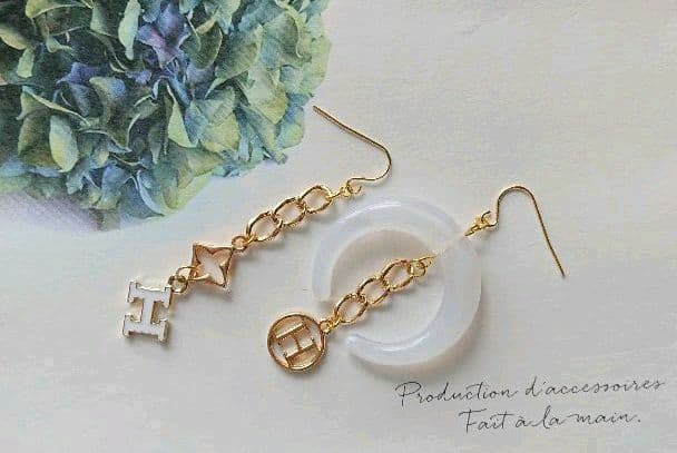 #572☆1点限定☆大人高見え☆3連チェーンHアシメ