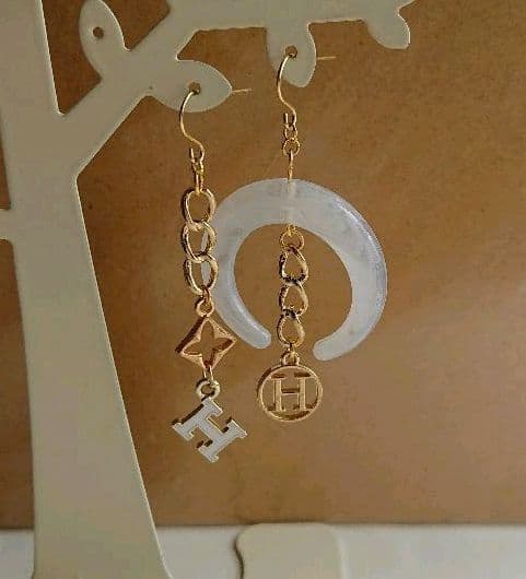 #572☆1点限定☆大人高見え☆3連チェーンHアシメ