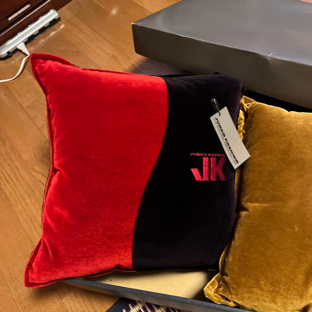 コシノジュンコオリジナルクッションお値下げ２つセット