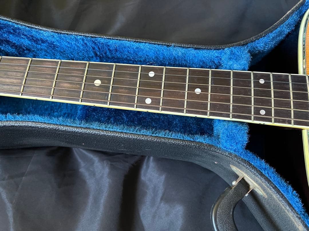 Morris W-30モーリス アコースティックギターハードケース付美品