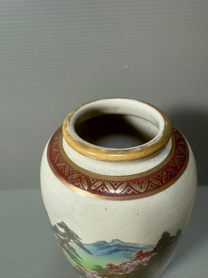 2119 九谷焼　旭山窯　山水図　花瓶