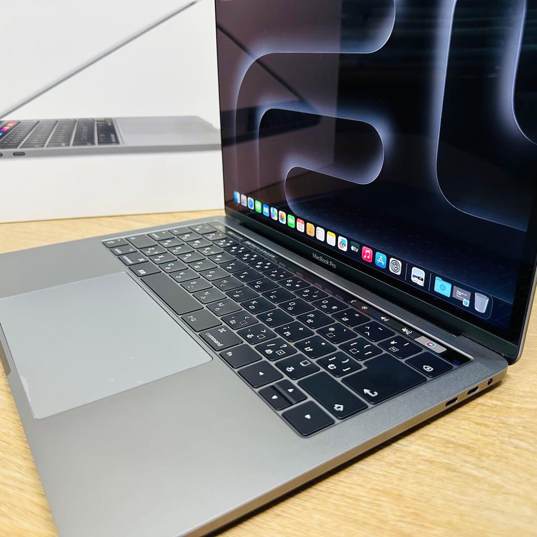 2022年OS】美品MacBook ProタツチID／ 512GB／Office