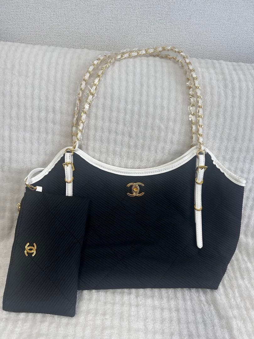 チェーントートバッグ ポーチ付き