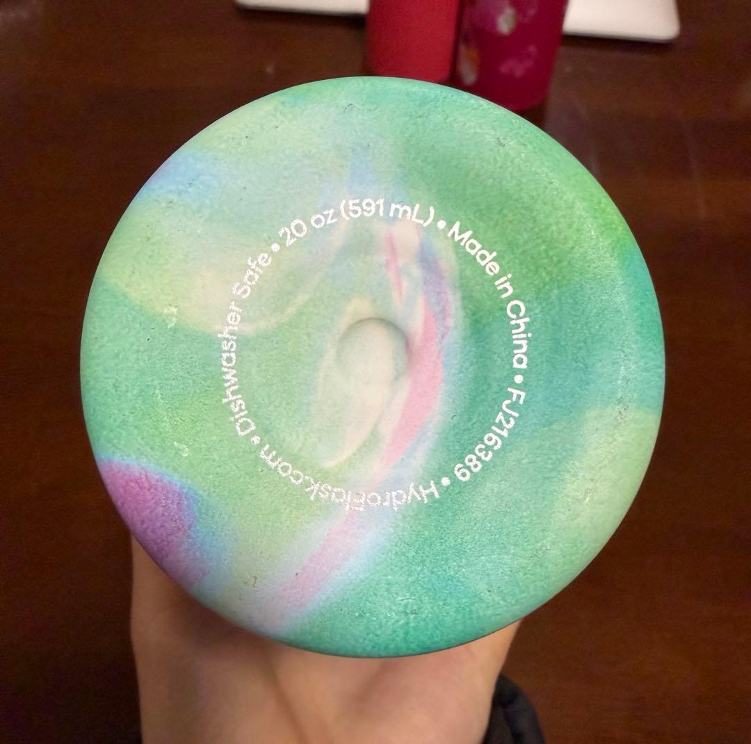 新品ハイドロフラスク　20ozワイドマウス限定ジェリーコレクショングリーン