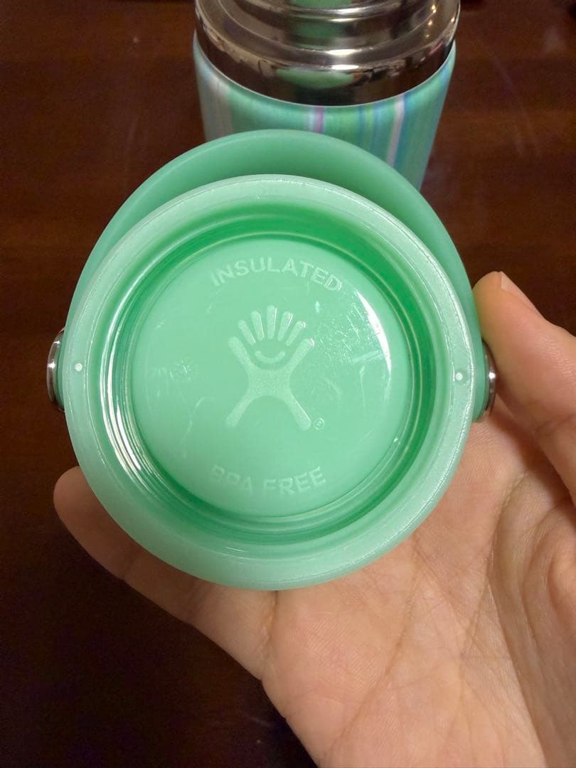 新品ハイドロフラスク　20ozワイドマウス限定ジェリーコレクショングリーン