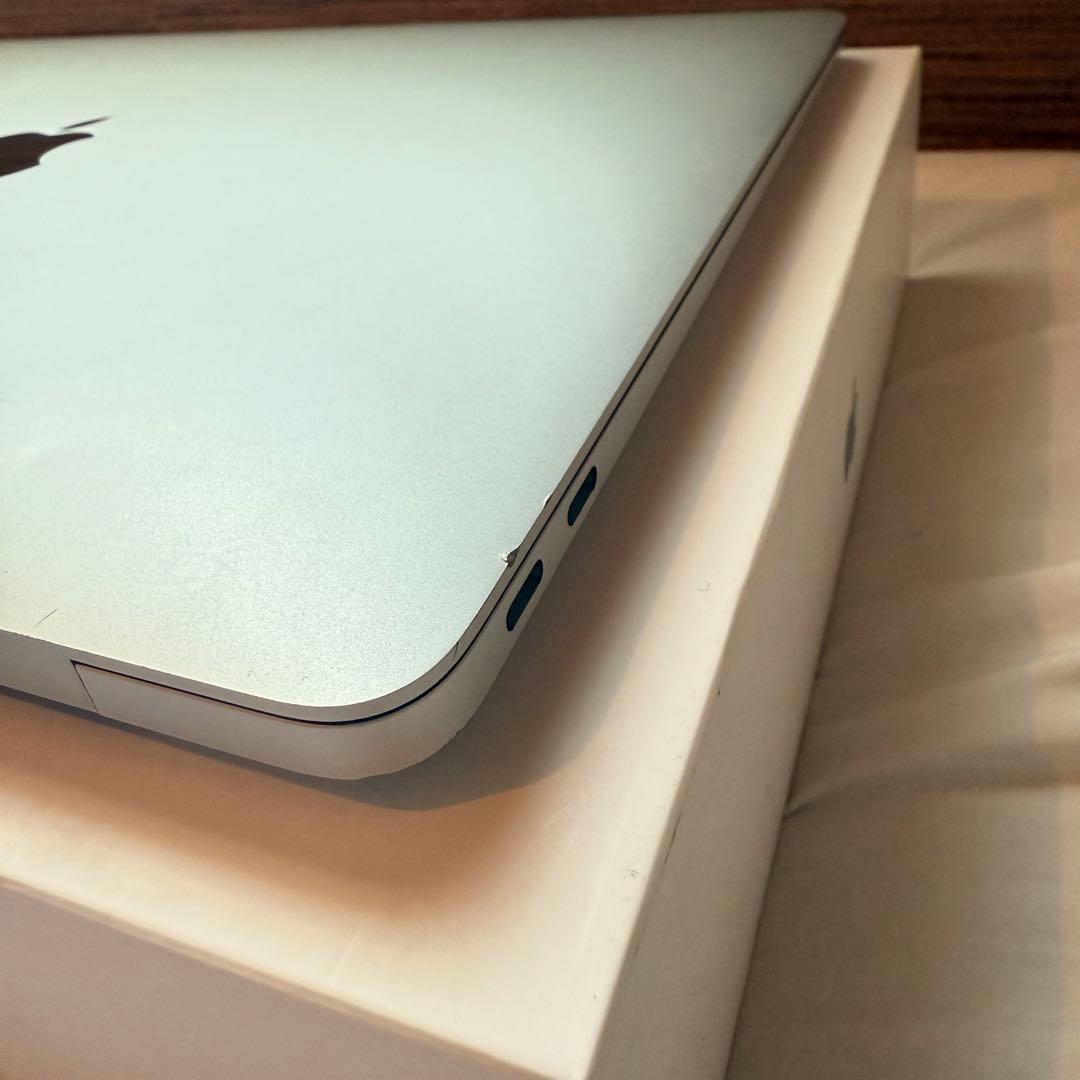 Apple MacBook Air シルバー M1 2020