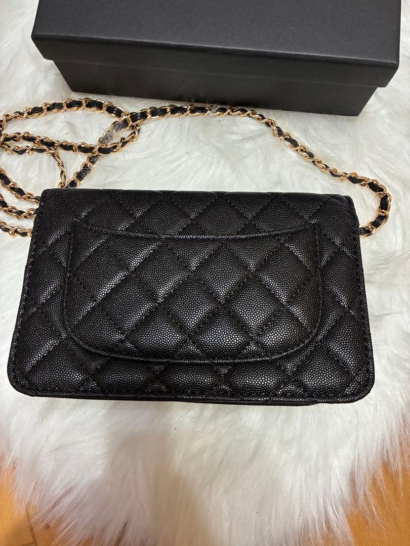 CHANEL ブラック ショルダーバッグ