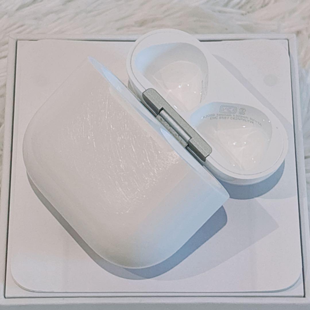 AirPods 第4世代 ケースのみ ノイズキャンセリング付き A3059