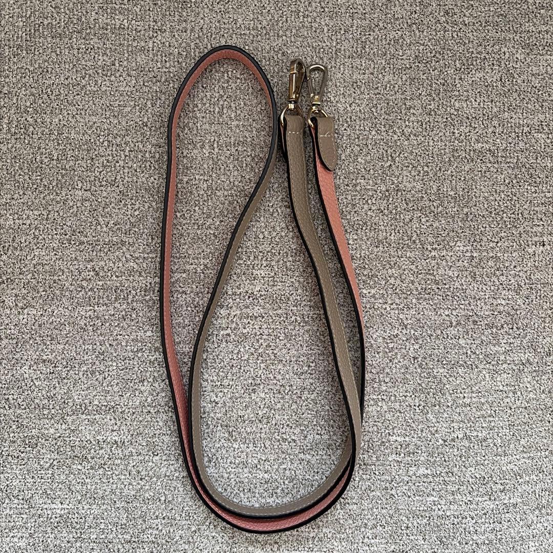 BONAVENTURA レザー iPhoneケース ストラップ付き（13PRO）