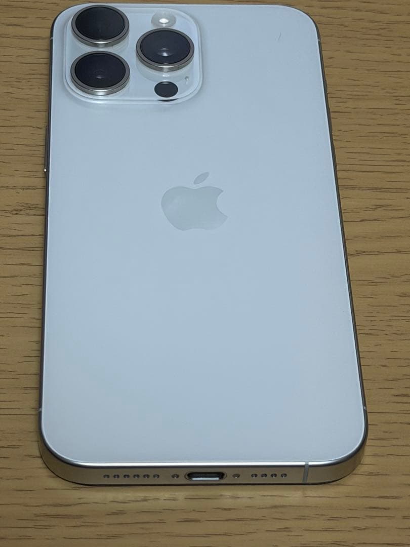 ⭐️美品❤️iPhone 15 Pro Max ホワイト512GB SIMフリー本体