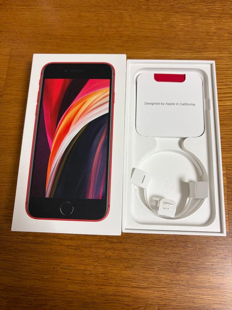 F*n様 iPhoneSE（第2世代）　レッド　128GB